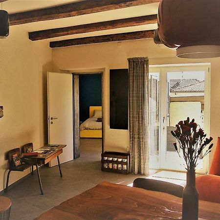 A Cà balade in Design Apartment Miglieglia Bagian luar foto