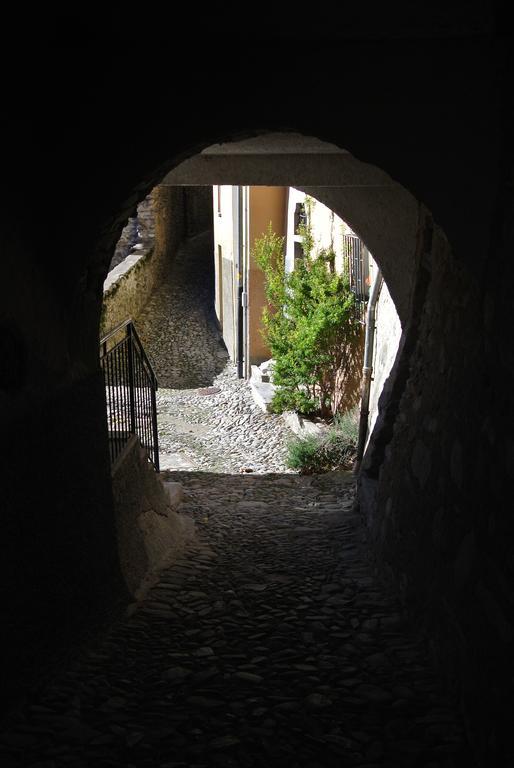 A Cà balade in Design Apartment Miglieglia Bagian luar foto