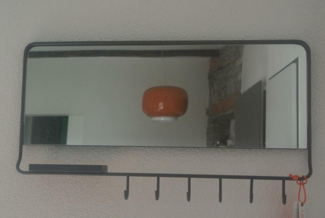 A Cà balade in Design Apartment Miglieglia Bagian luar foto